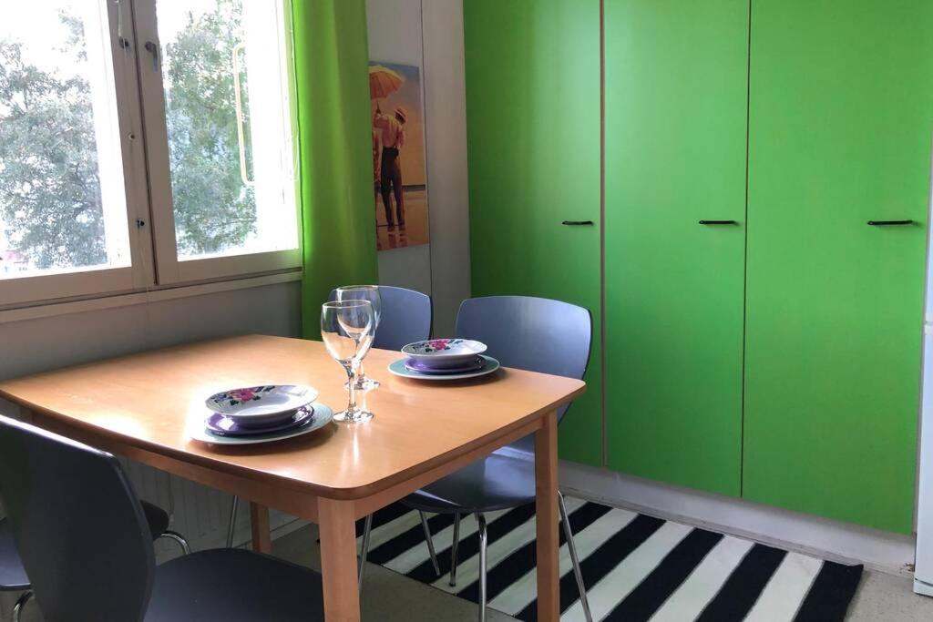 Vaerikaes Puutalokaksio 1-6 Hloelle, Ilm Parkit Apartment เอาลู ภายนอก รูปภาพ